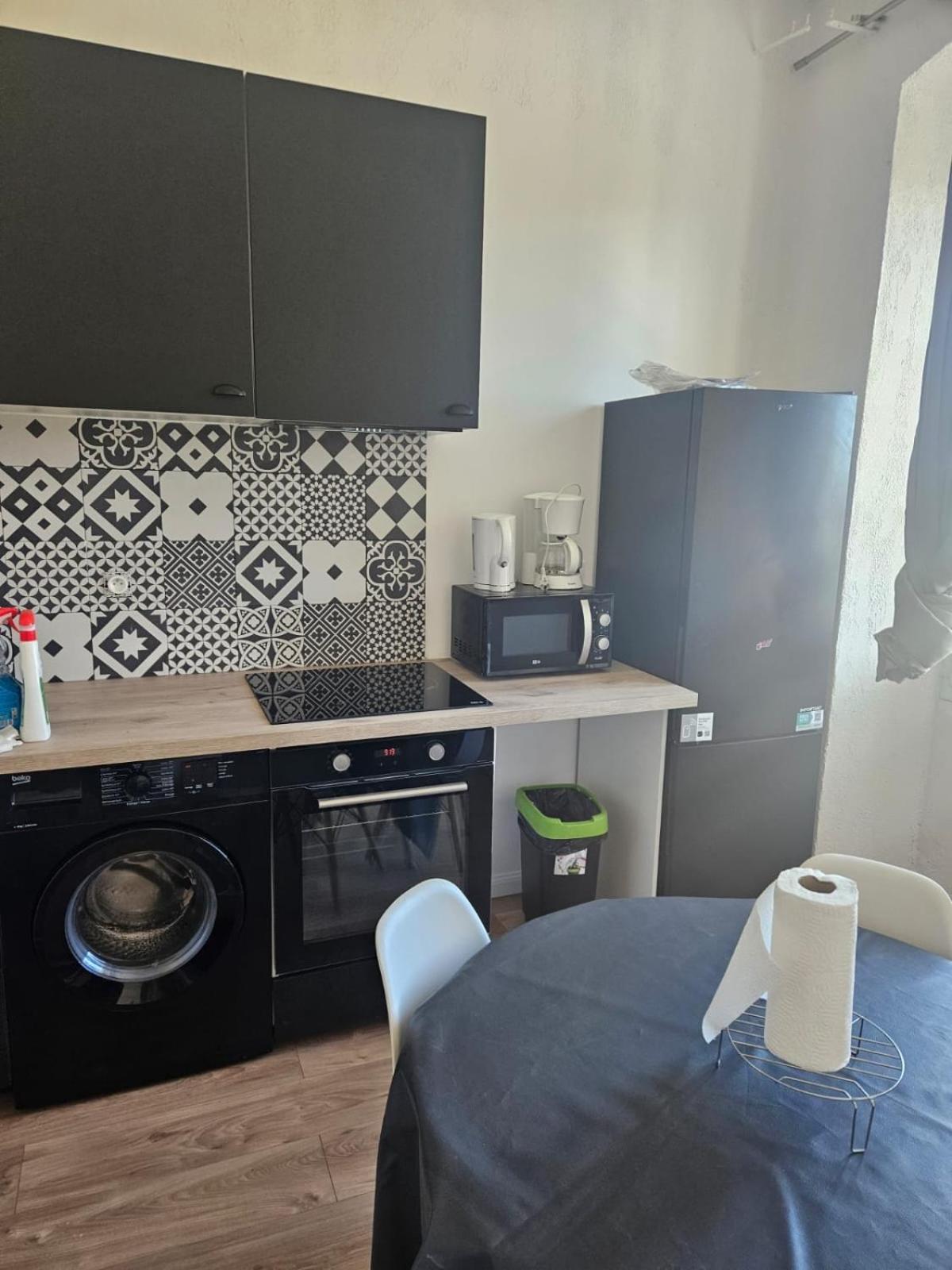 Magnifique Grand 30M2 Refait A Neuf En 2025 Lumineux 4 Couchages Hyper Centre Corte 13 Cours Paoli Wifi Tv Lave Linge Exterior photo