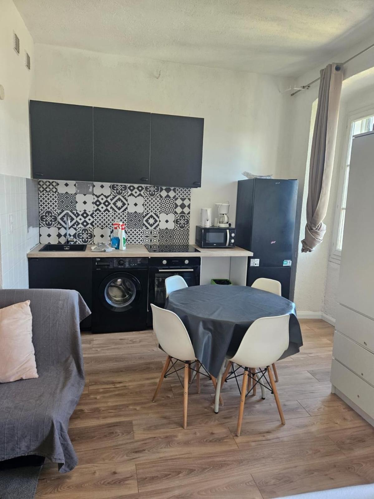 Magnifique Grand 30M2 Refait A Neuf En 2025 Lumineux 4 Couchages Hyper Centre Corte 13 Cours Paoli Wifi Tv Lave Linge Exterior photo